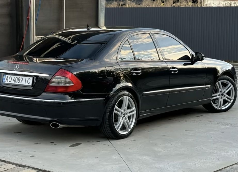 Mercedes-Benz E-Class 2007