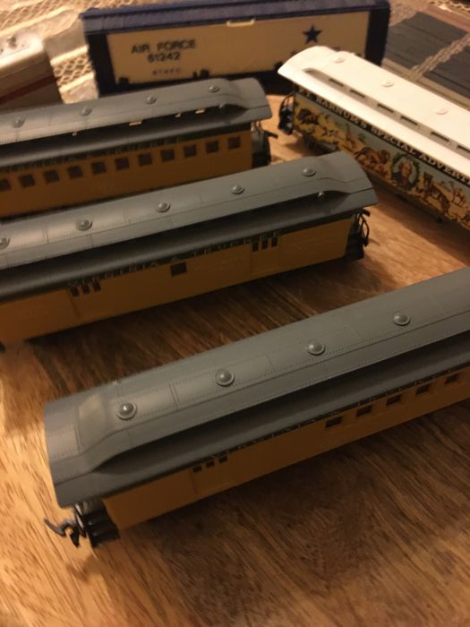 Wagoniki osobowe i towarowe