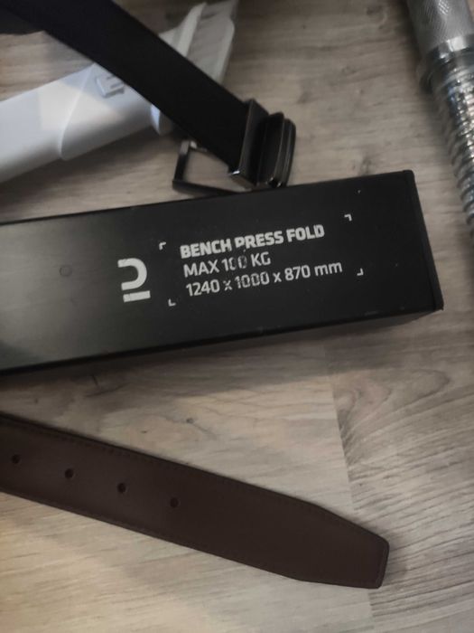 Ławeczka do ćwiczeń zestaw ciężary sztangi hantle