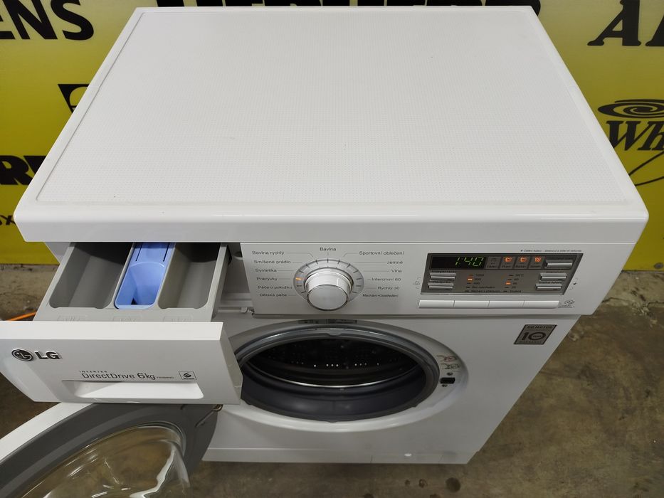 Пральна машина фірми LG, модель F60B8ND