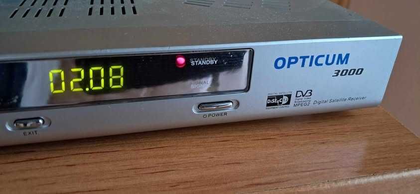 Tuner TV satelitarnej OPTICUM 3000