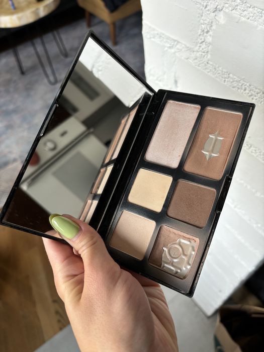 Freedom PRO beauty paleta do konturowania z lusterkiem