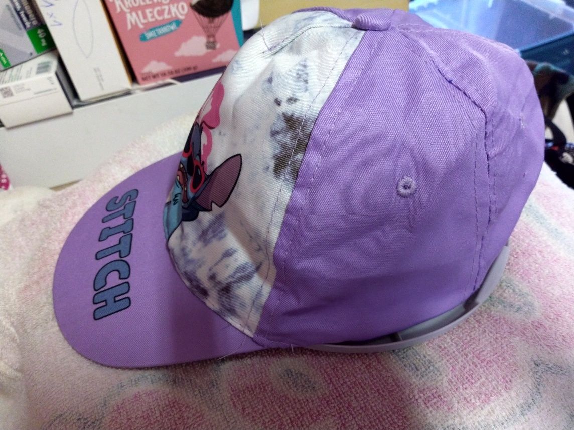 Czapka z daszkiem Stitch