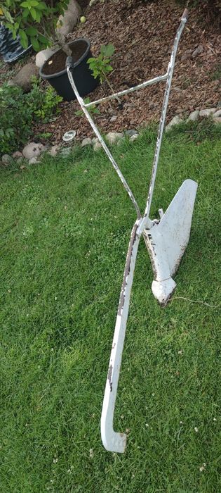 Zestaw maszyn rolniczych konnych do renowacji.