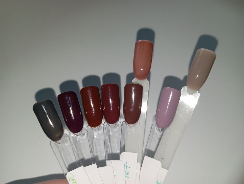 СРОЧНО ПРОДАМ Набір гель лаків великий, матеріали для манікюру
