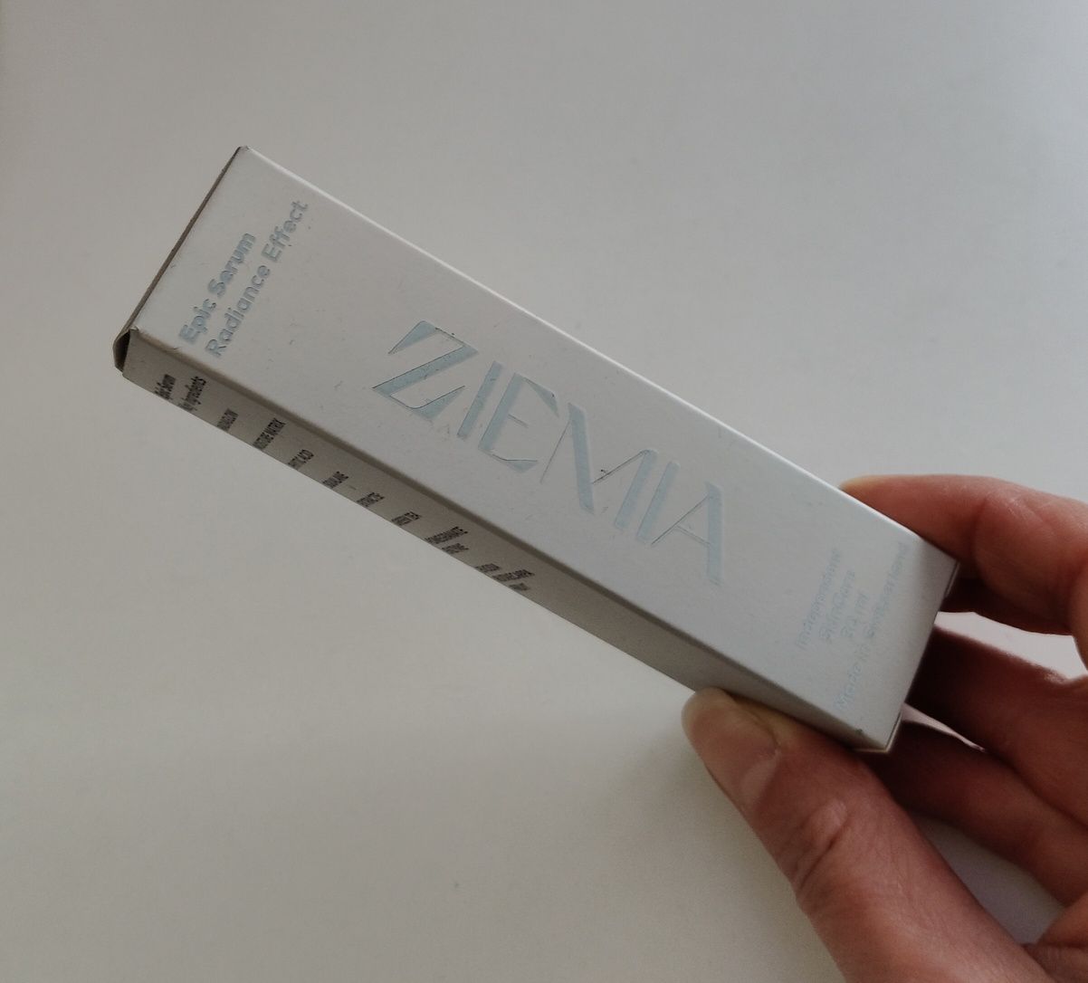 Serum rozświetlające firmy BIKOR