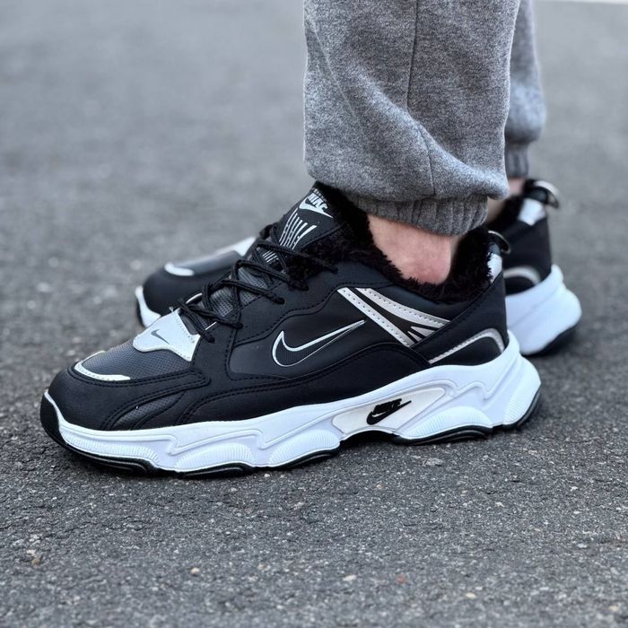 Чоловічі зимові кросівки Nike
