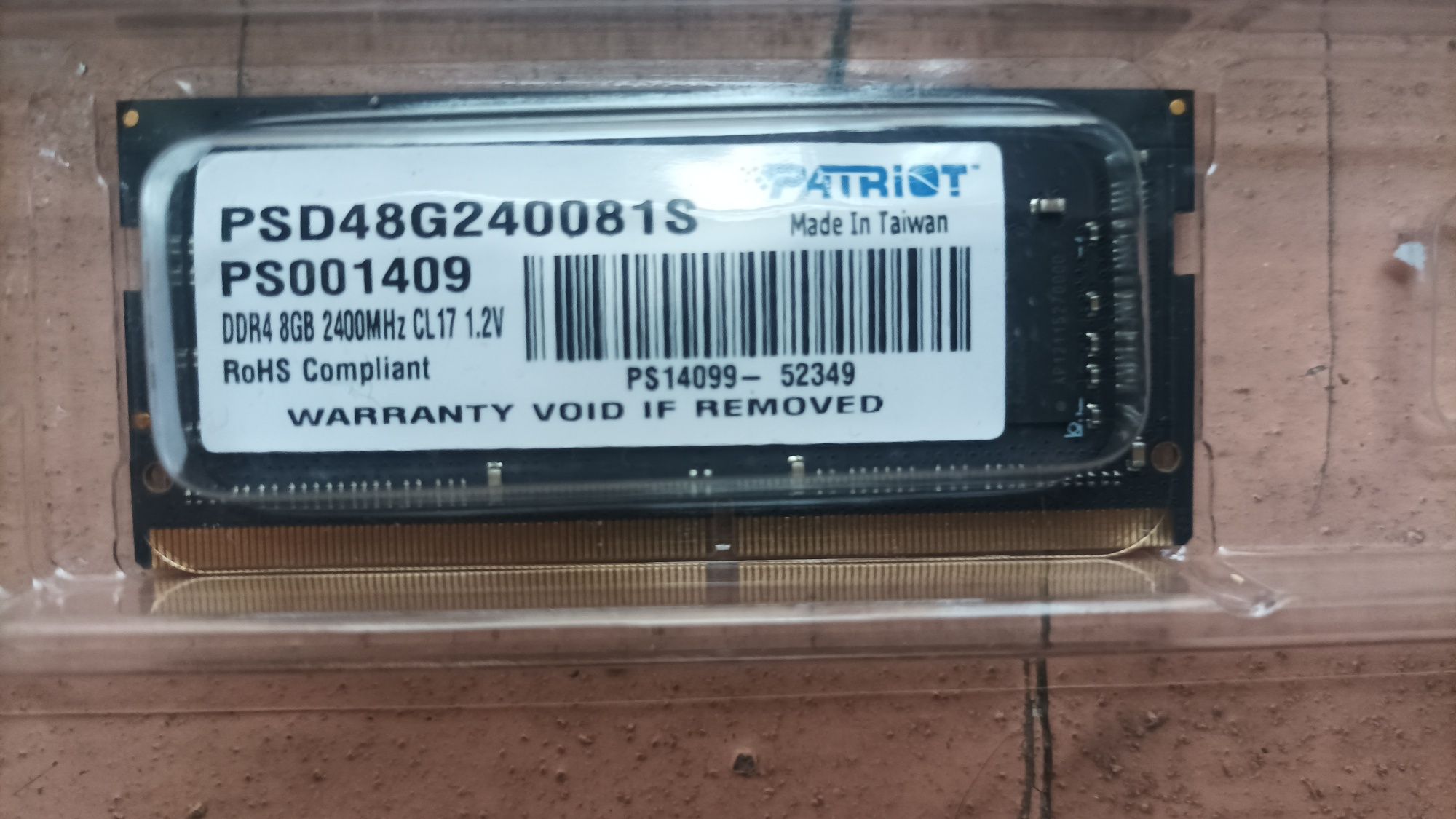 Модуль пам'яті SO-DIMM 8GB/2400 DDR4 Patriot Signature Line (PS001409)