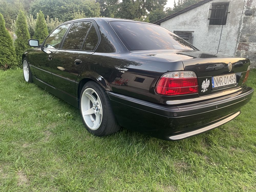 BMW 7 e38 5.4 V12 1999