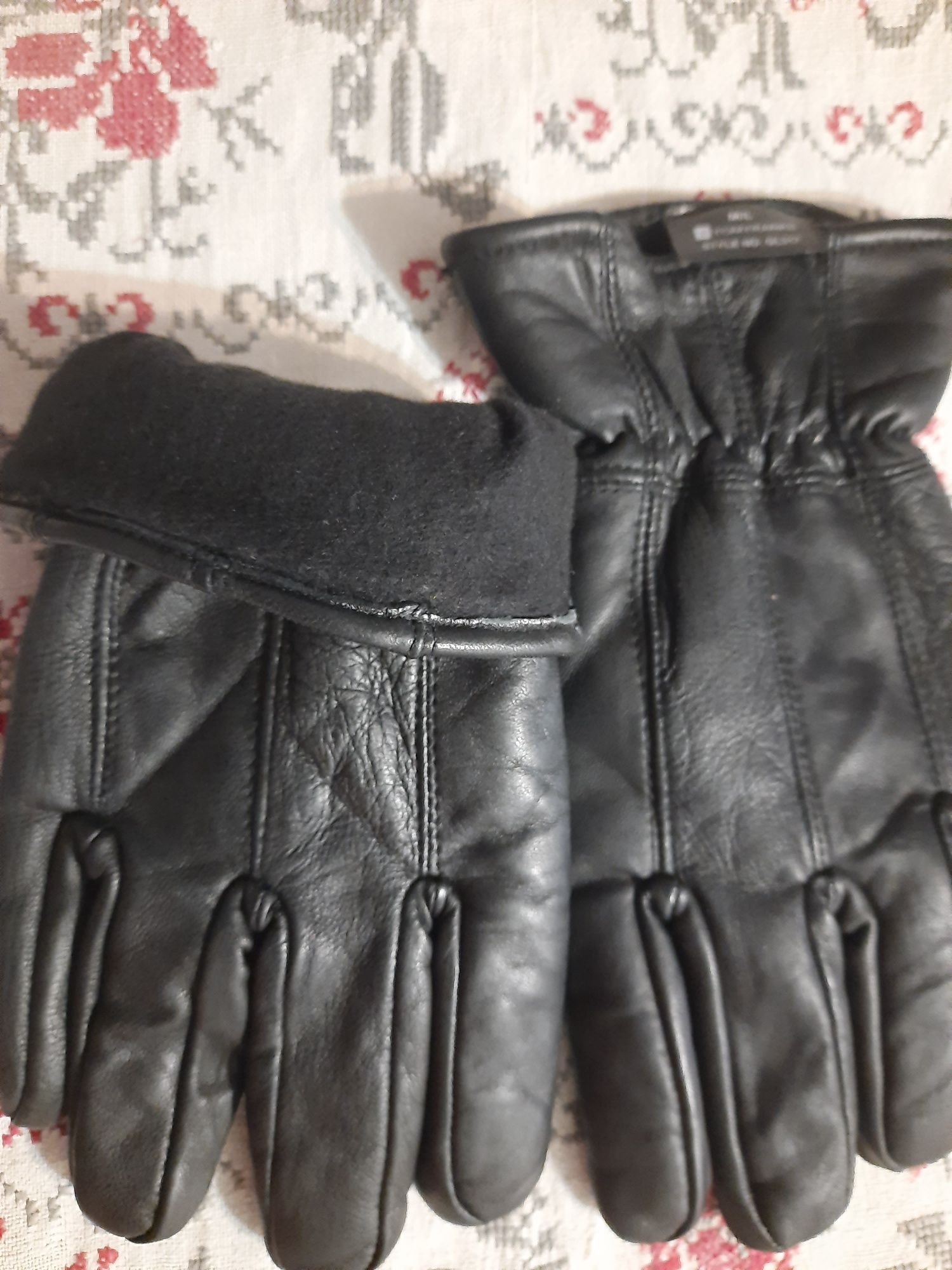 Кожаные зимние  мужские перчатки Том Franks