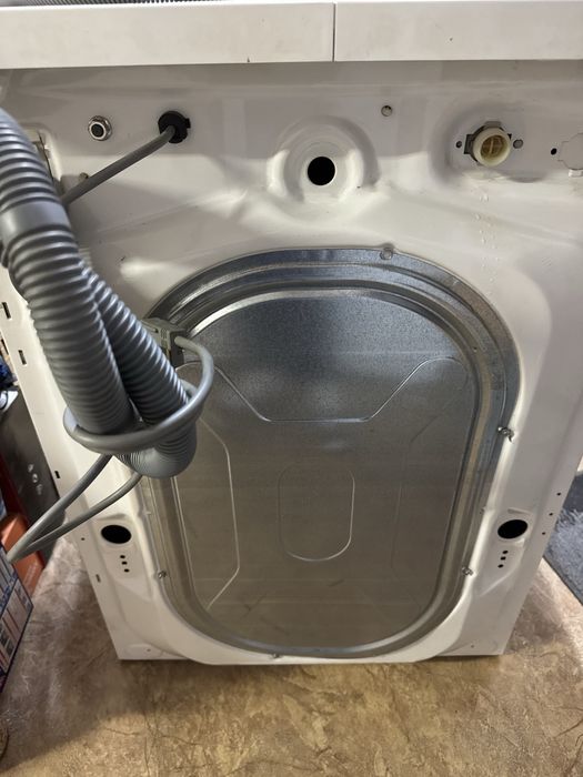 Пральна машина відмінної якості AEG L64640L