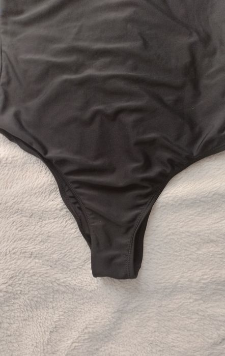 Nowy czarny jednoczęściowy kostium kąpielowy Sinsay rozm.M