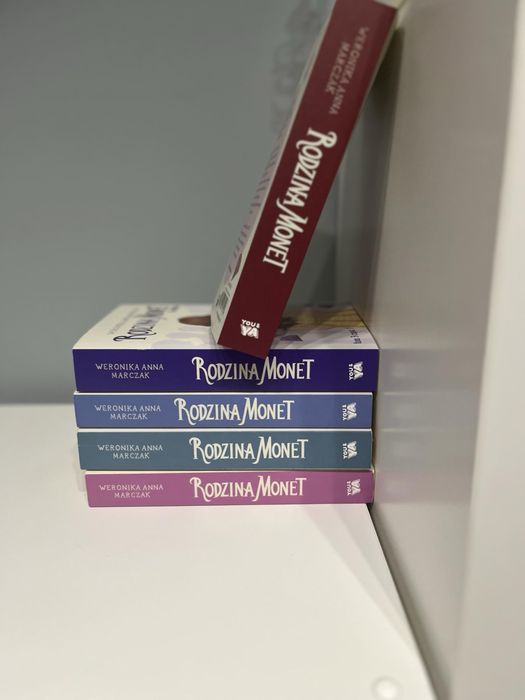 Ksiazki Rodzina Monet 5 czesci