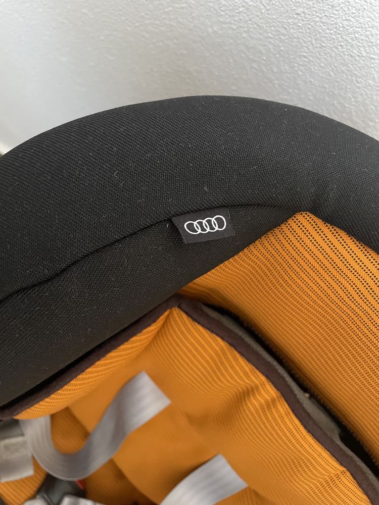 Cadeira Auto Audi