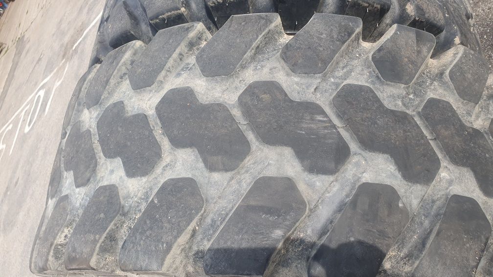 Opony 460/70/24 BKT FIRESTONE Ladowarka