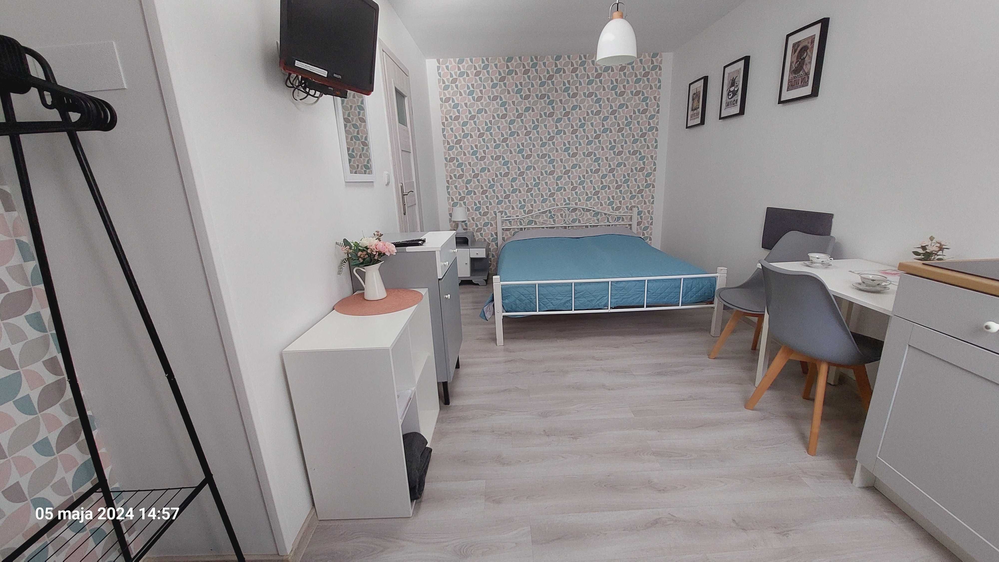 AKSAMITKA - Apartamenty noclegi  Sandomierz- aneks kuchenny, parking