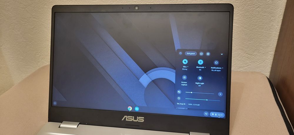 Ноутбук 14" ASUS Chromebook C423N Intel Celeron N3350 RAM 4GB eMMC 64G