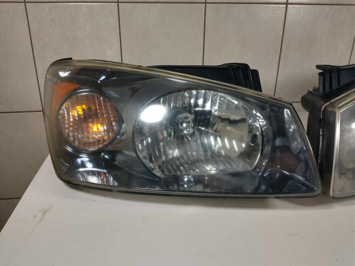 Lampa reflektor prawy lewy komplet Kia cerato 04-06 Europa