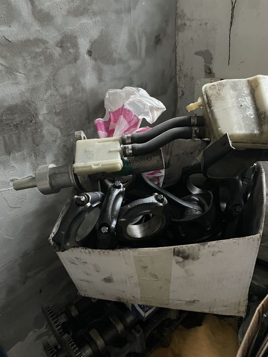 Поршни для om646