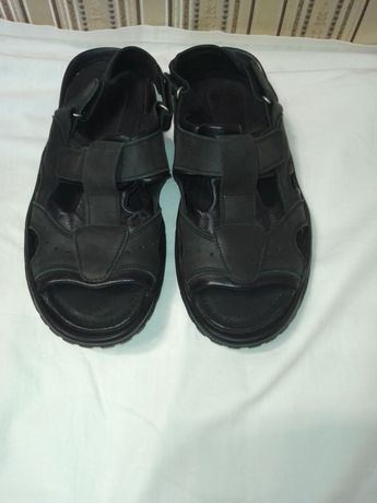 Мужские кожаные сандалии 40  размер