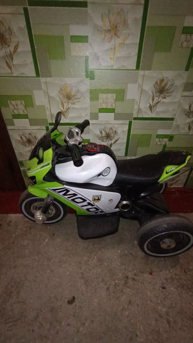 Дитячий електромотоцикол