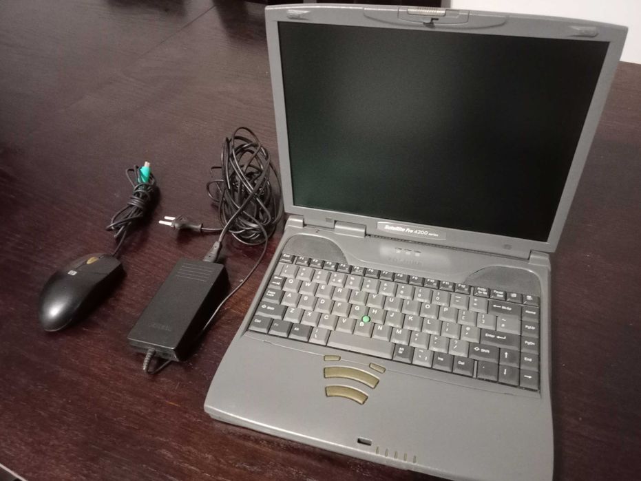 Laptop Toshiba Satellite Pro 4200 Kolekcjonerski