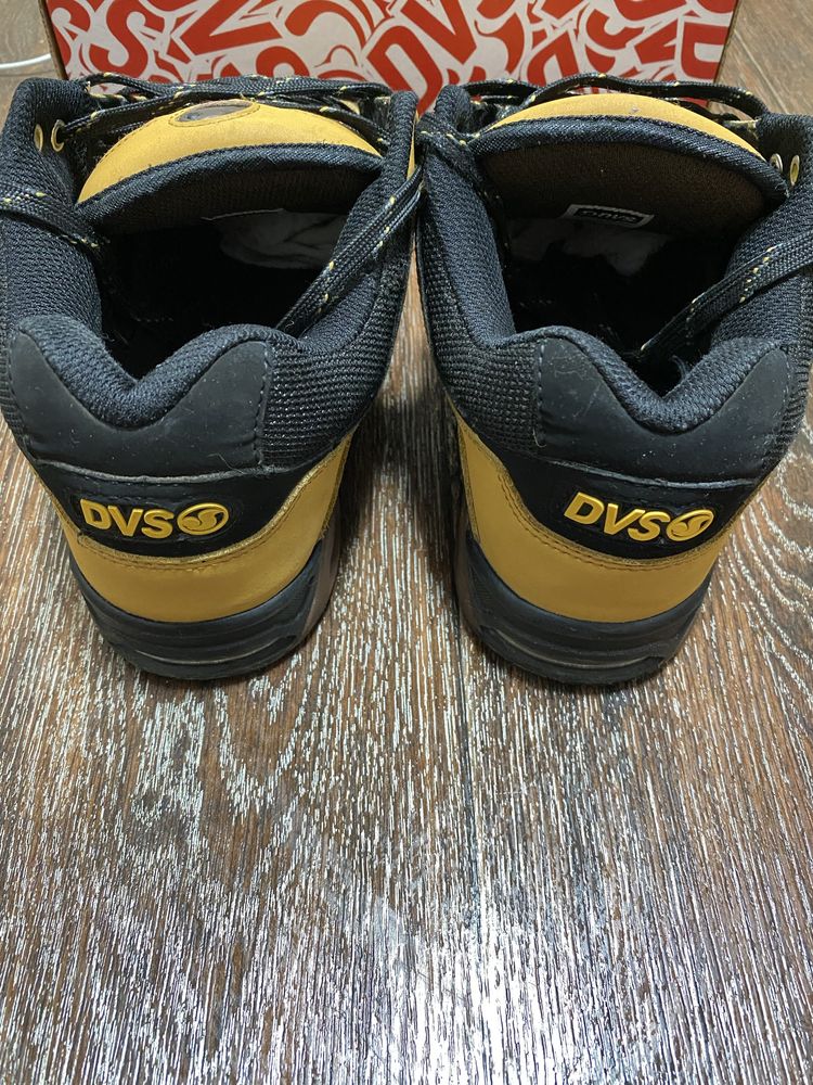 Dvs shoes кроссовки