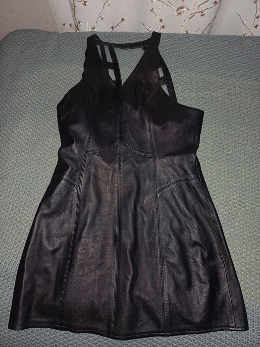 Речі жіночі безкоштовно.