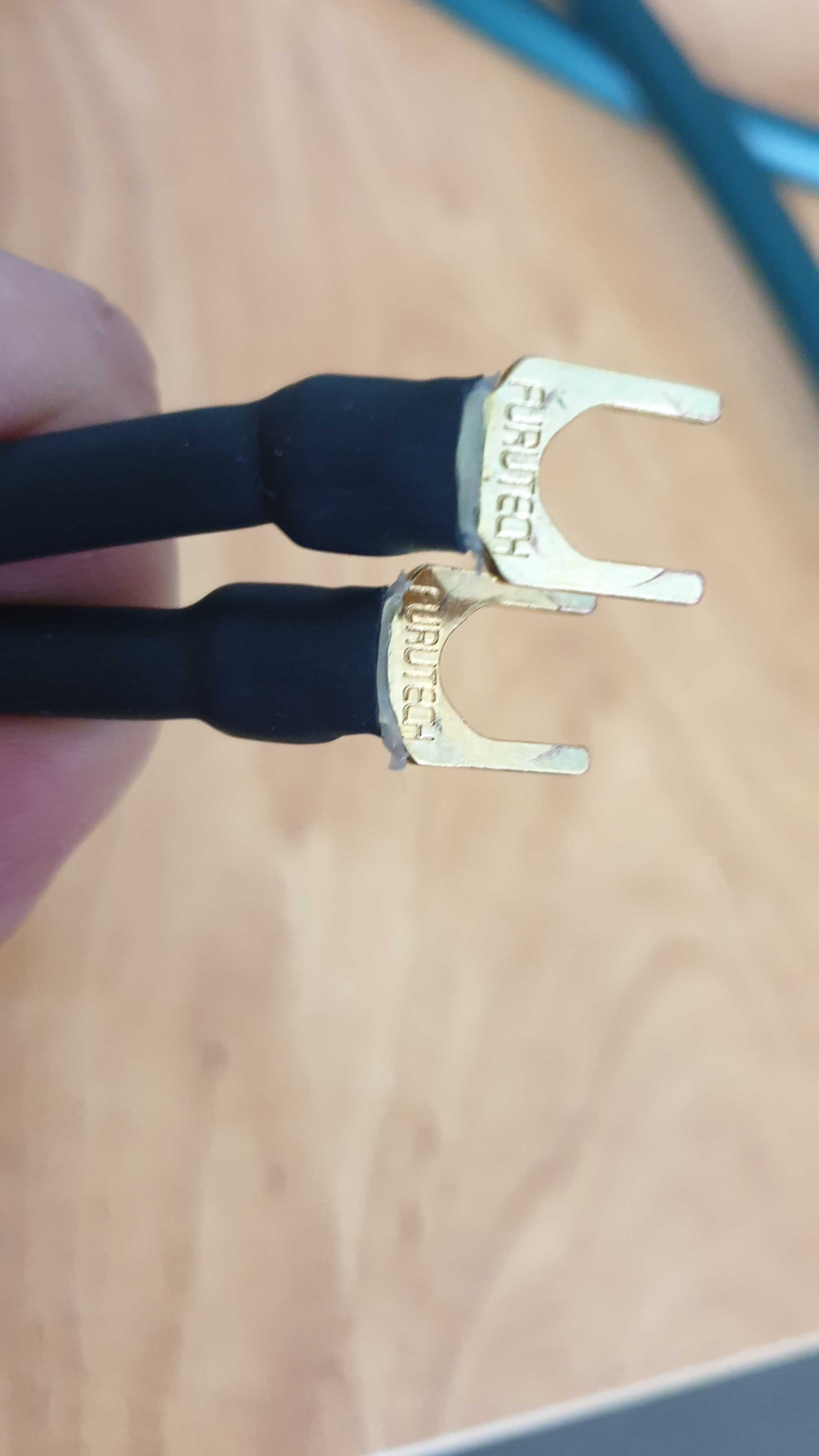 Oryginalny kabel głośnikowy Furutech µ-2T mb, widełki Furutech (2 x2m)