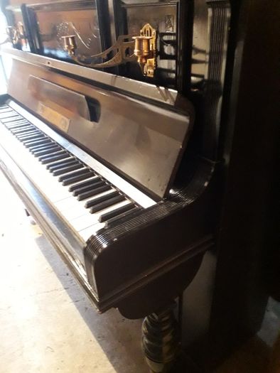 instrumenty pianino