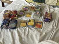 Cartas pokemon com caixas