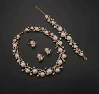 Elegancki zestaw biżuterii z pereł i kryształowych gałązek