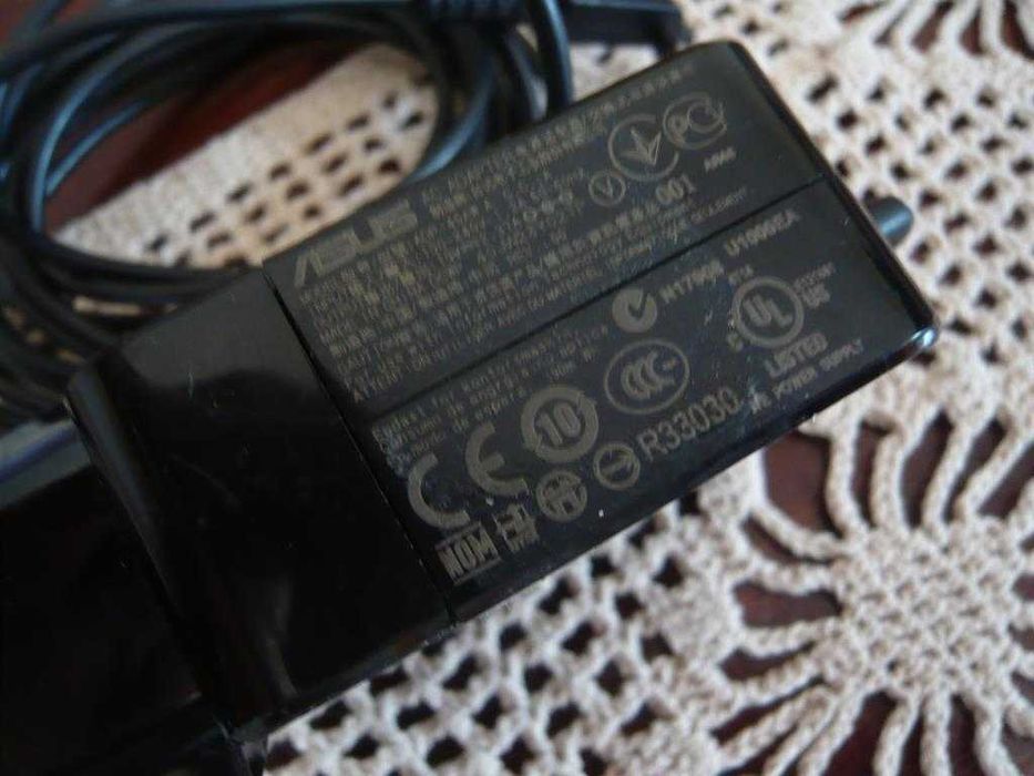 Carregador Asus 19 V 2,37 A (original)