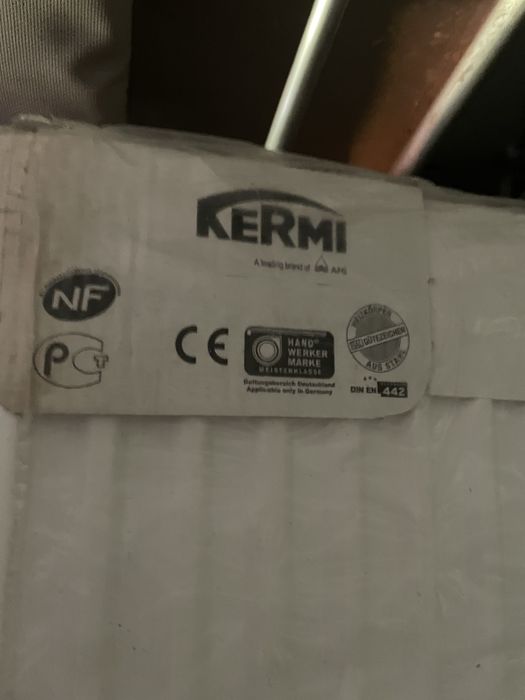 Grzejnik higieniczny kermi