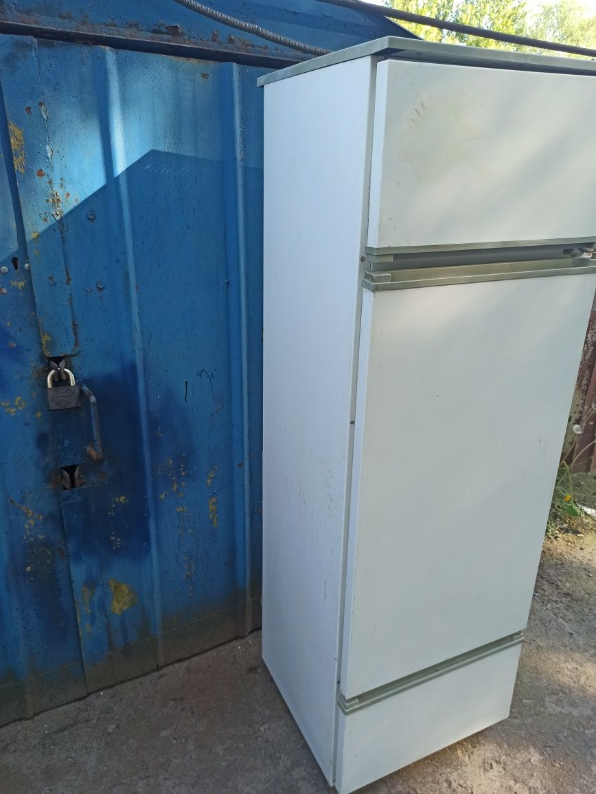 Холодильник Норд 1,8м,робочий стан