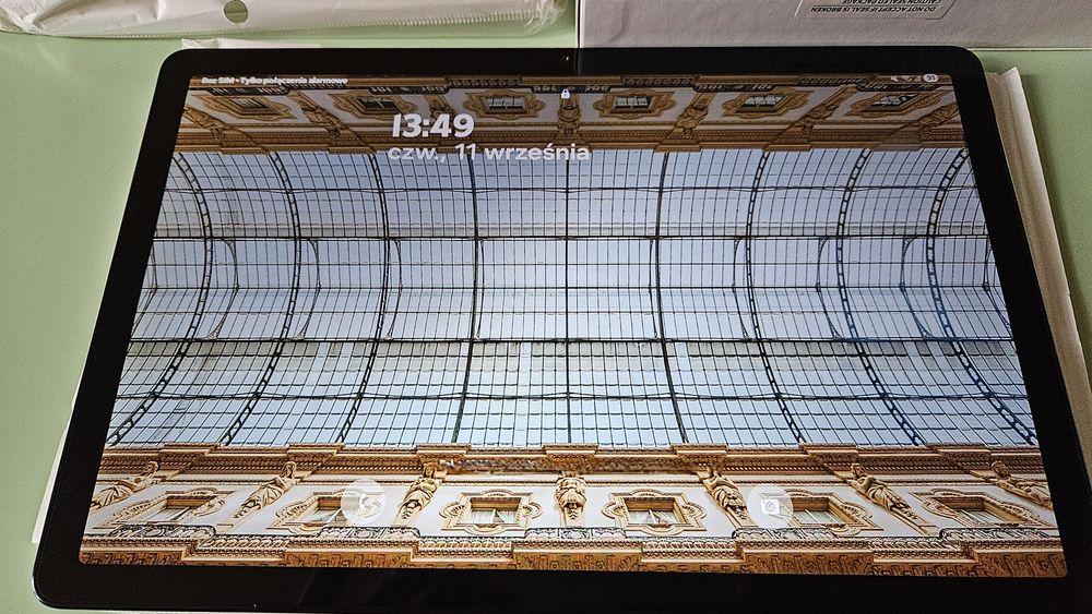 Tablet Samsung Galaxy Tab A9+ 11 8/128 5G srebrny. Idealny stan.