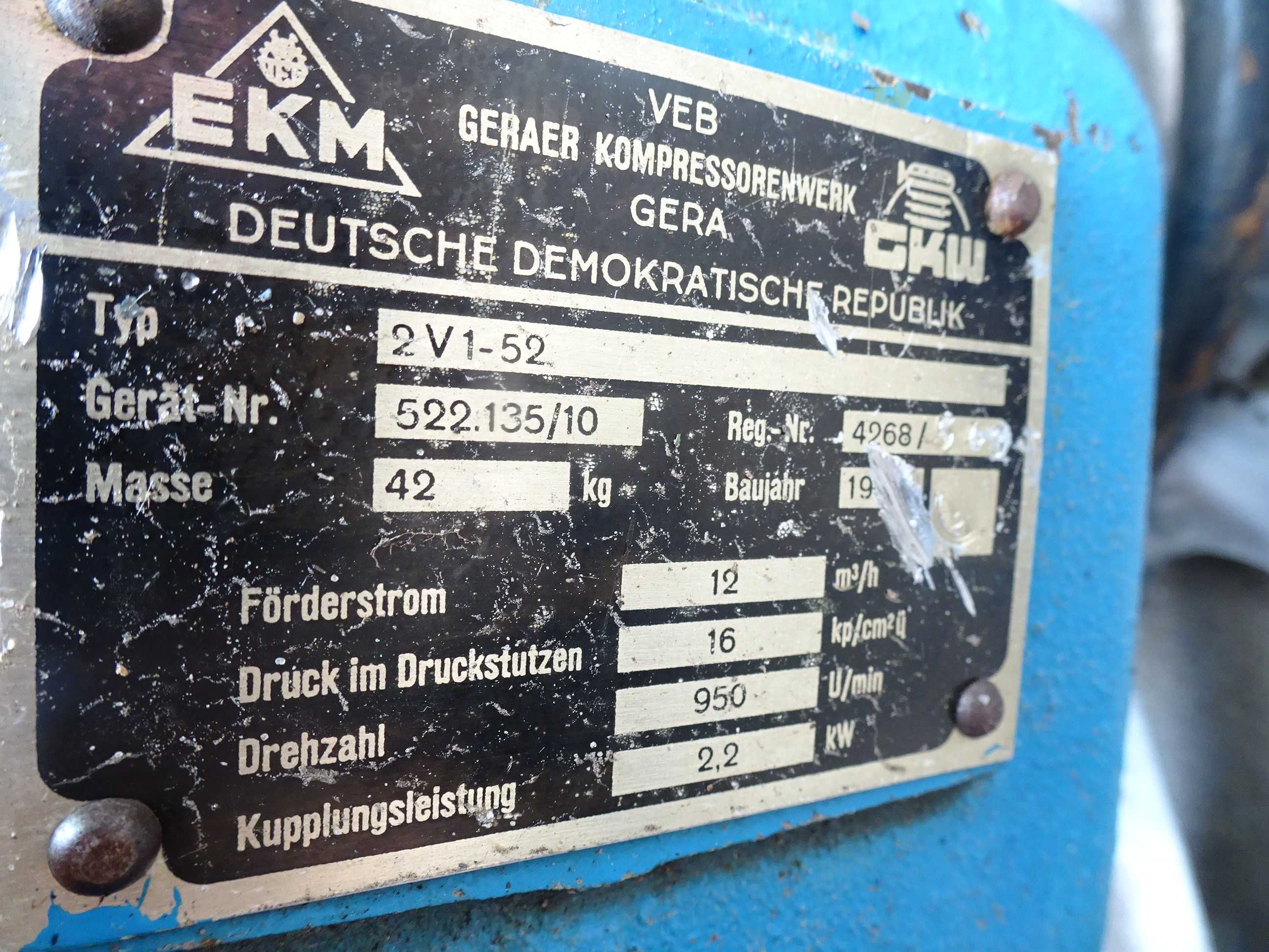 Kompresor dwutłokowy sprężarka GKW 2V1-52  12m3/h 16 bar koło pasowe