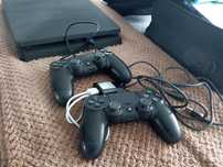 PS 4 prawie nowa