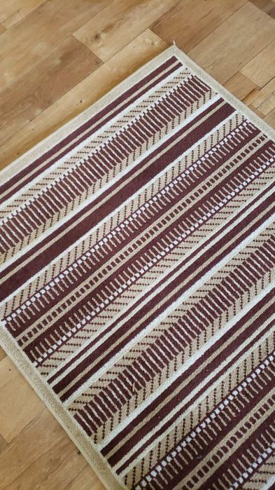 Килим на підлогу