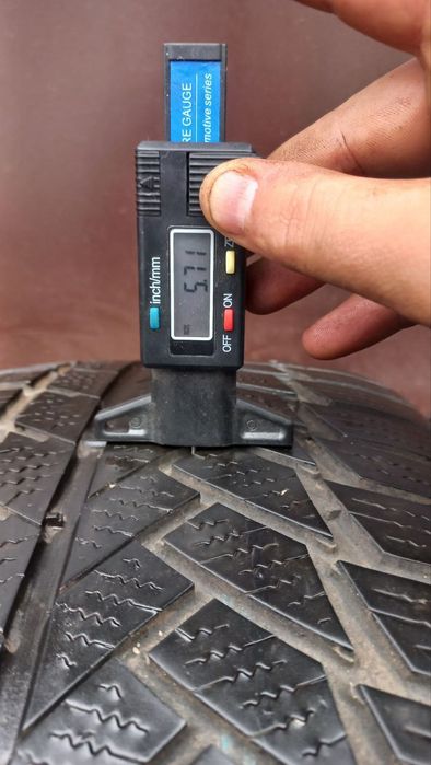 Continental 235/45 r18