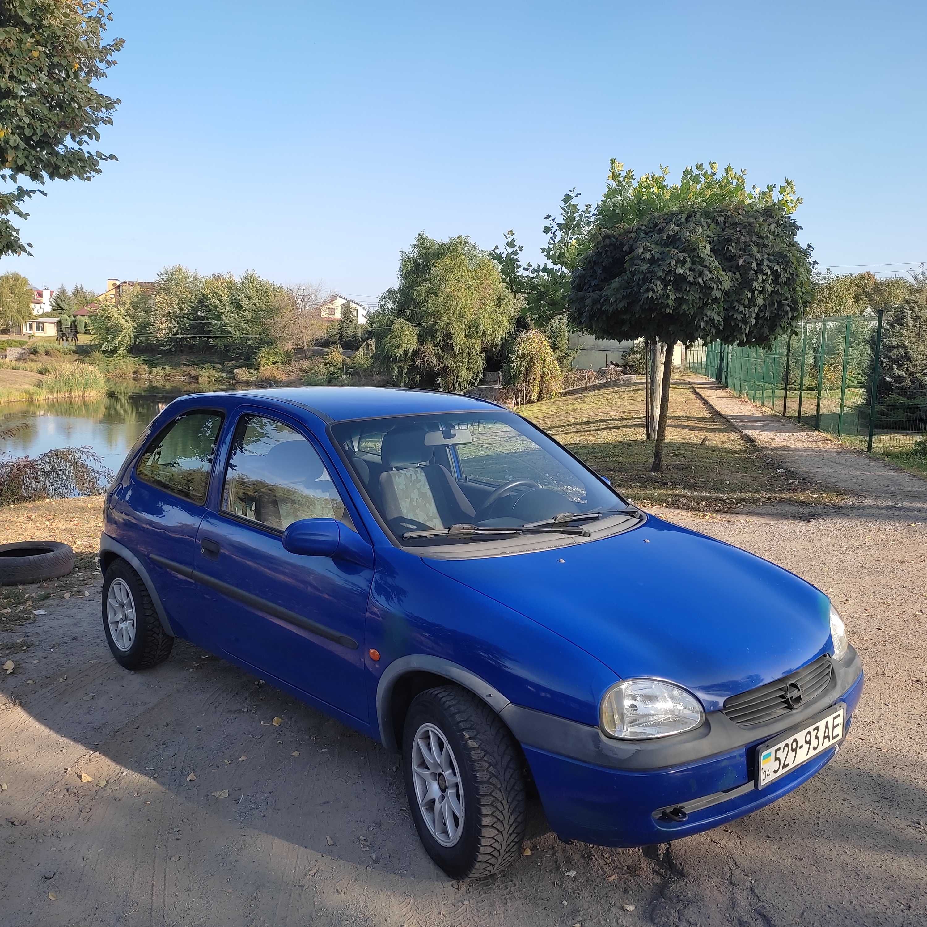 Opel Corsa 2000 року