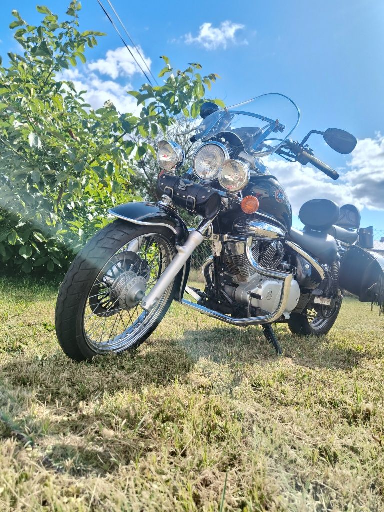 Suzuki Intruder VL125 z 2005r