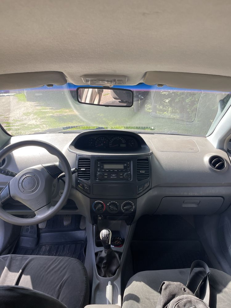 Продам GEELY MK 2011 год