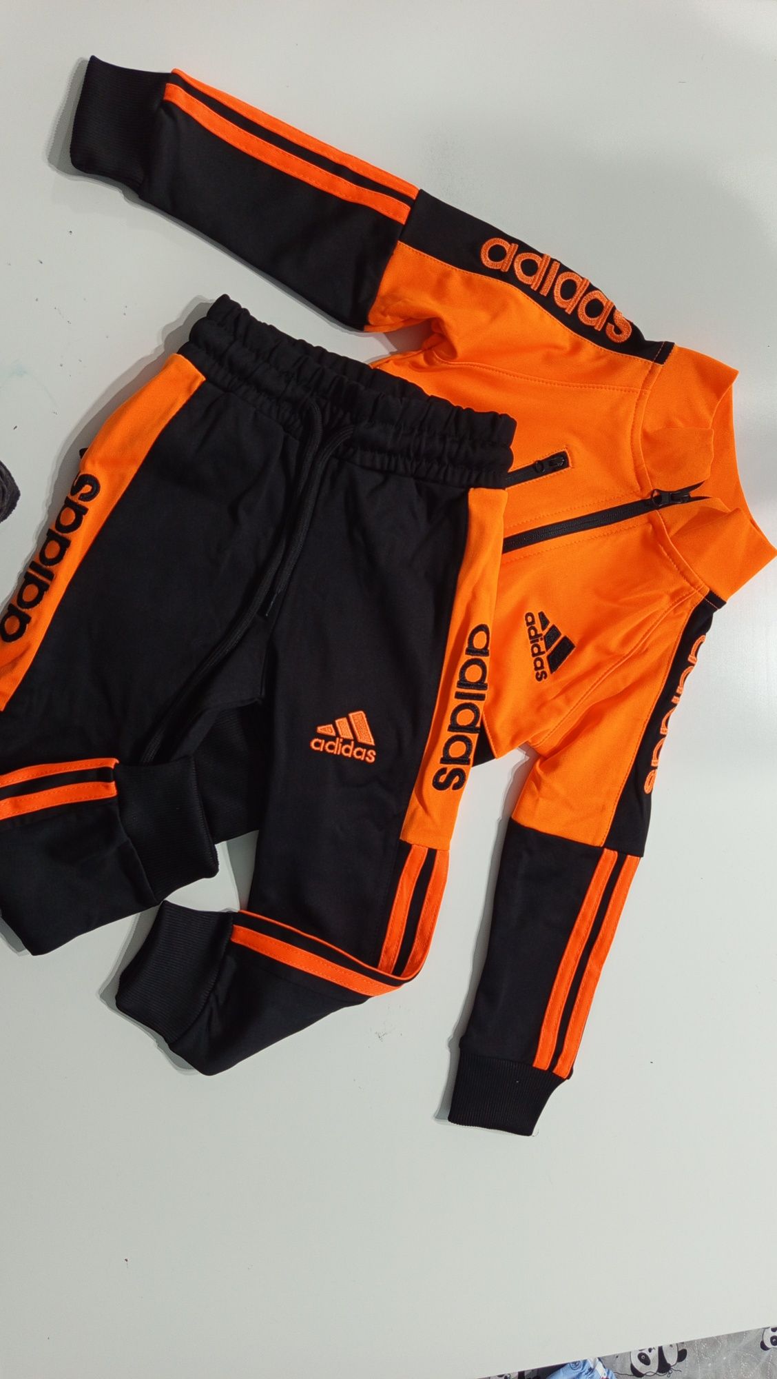 Dres komplet Adidas Nowy rozmiar 98