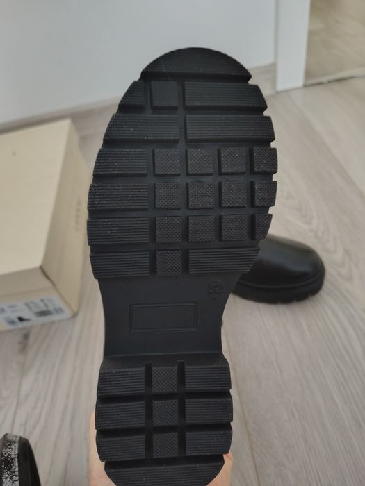 Buty dziecięce zimowe