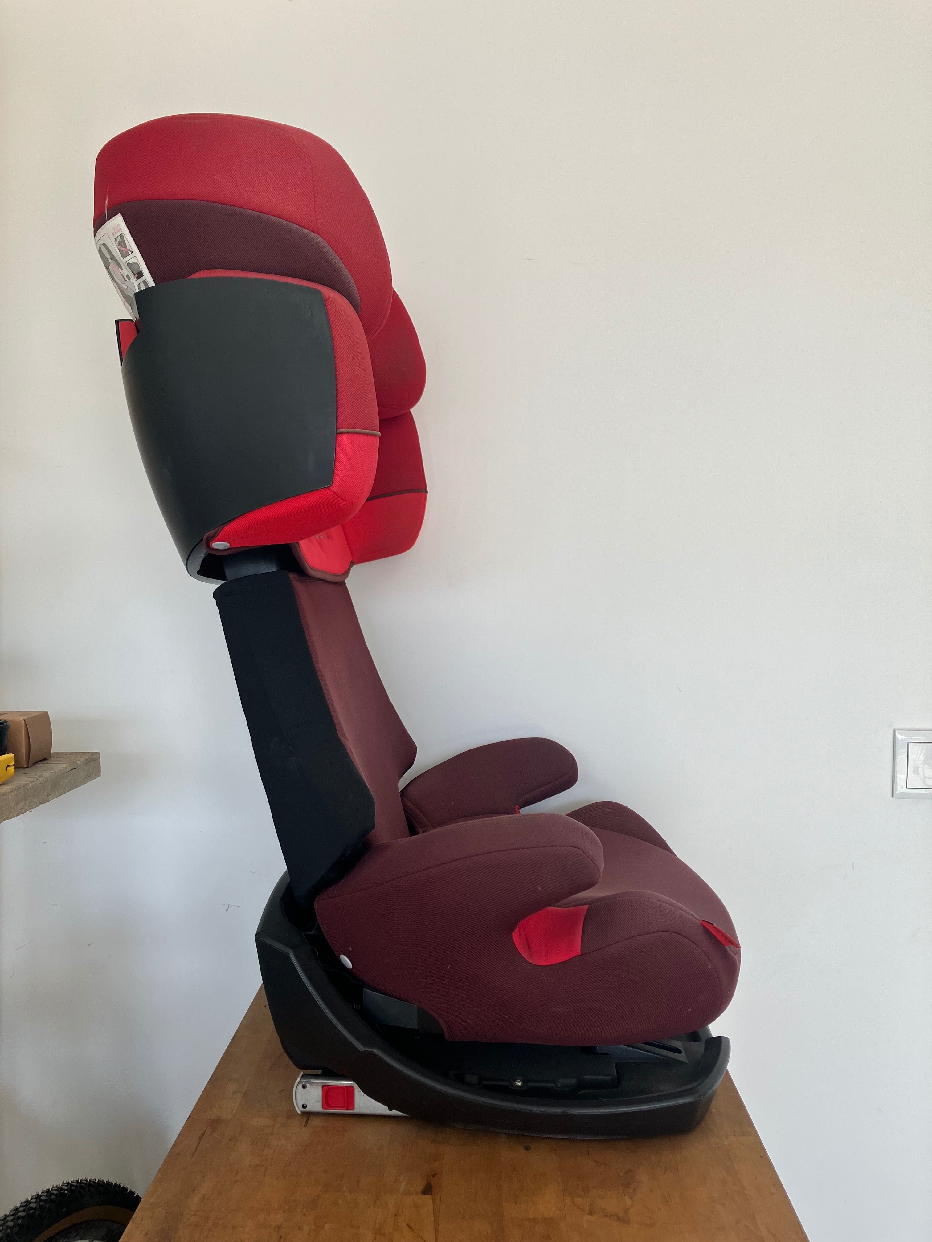 Cadeira auto Cybex Pallas Fix - Grupo 2 e 3 vermelha