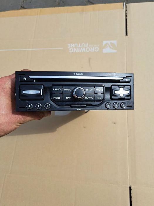 Peugeot Expert II radio bluetooth 98016550XT Citroen Jumpy Fiat Scudo