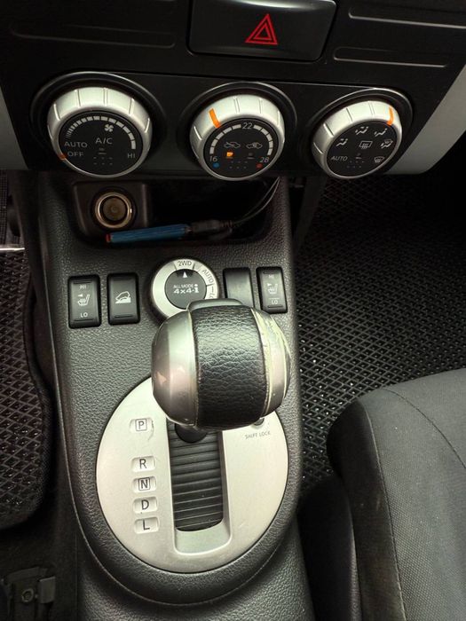 Nissan x-trail 2007 год