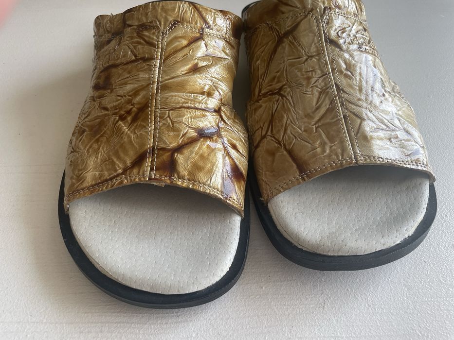 Санлалі та шльопанці 42р.