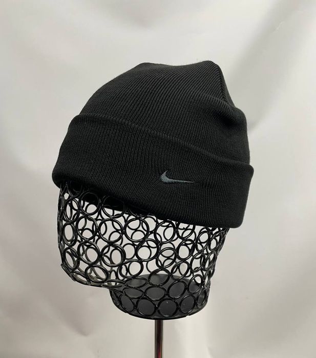 Мужская шапка Nike зимняя